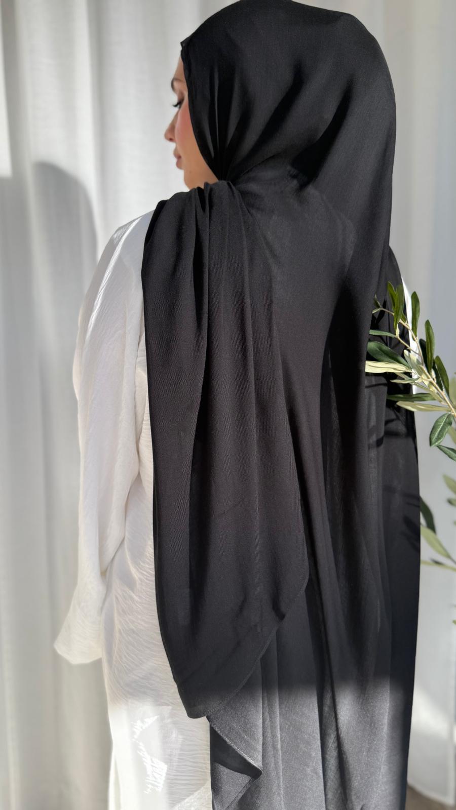 Modal Noir Set