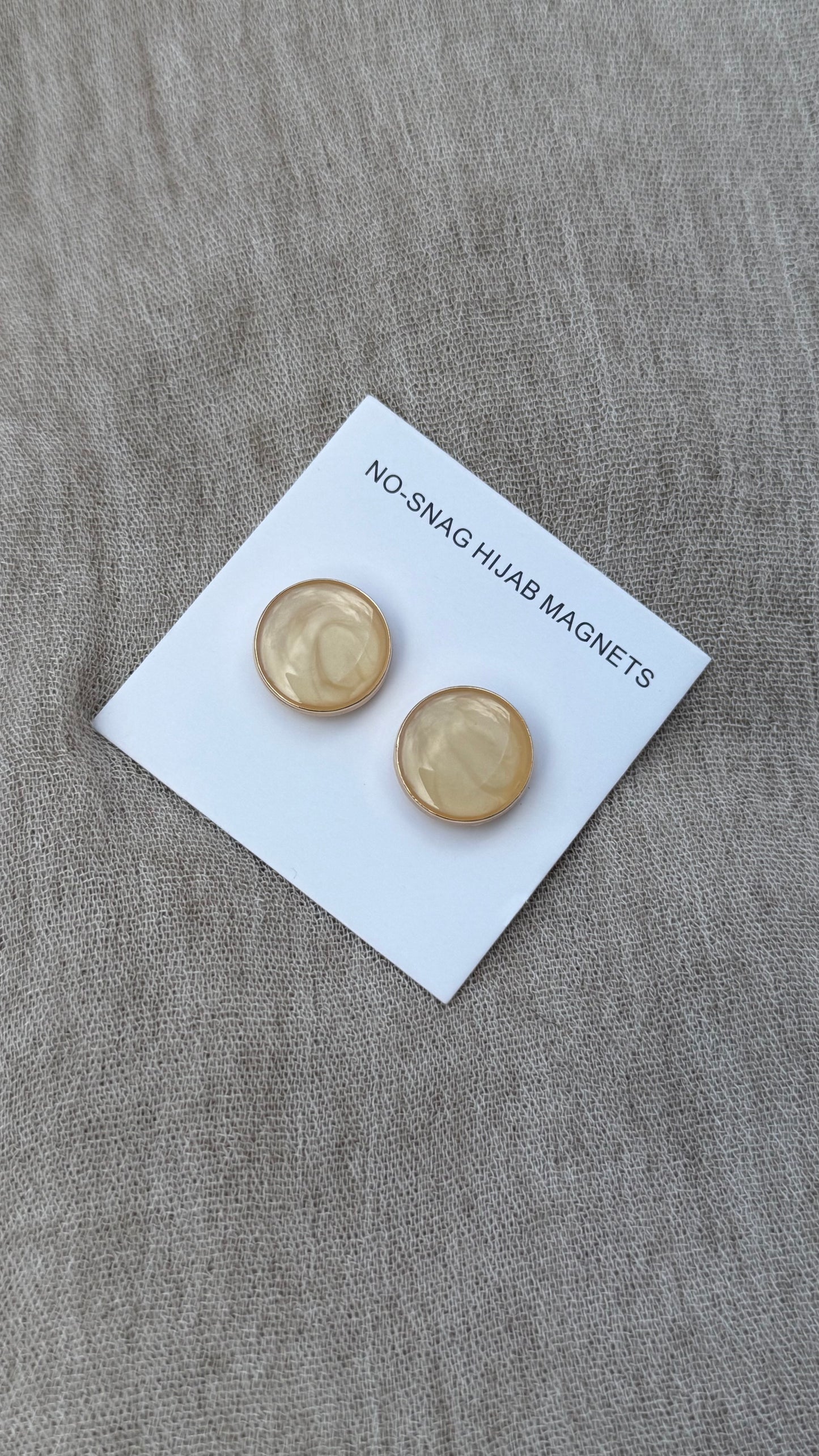 Magnetic pin - Cream